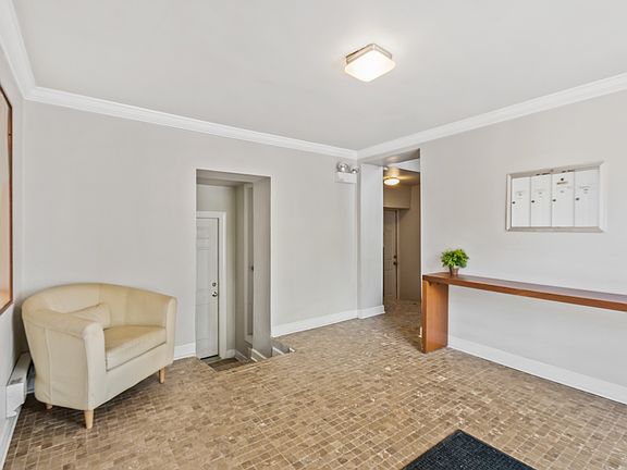 3rd image of 2040 N Spaulding Ave #Gn