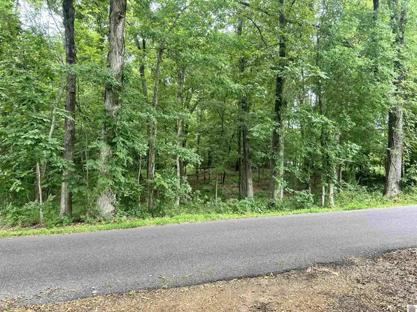 650 S Gum Springs Rd, Paducah, KY 42001