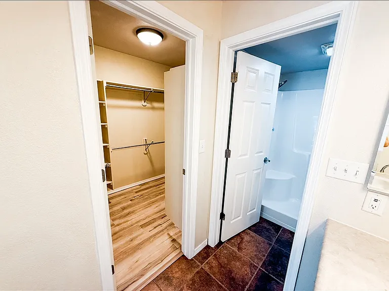 4007 Balmoral Dr — Photo 26