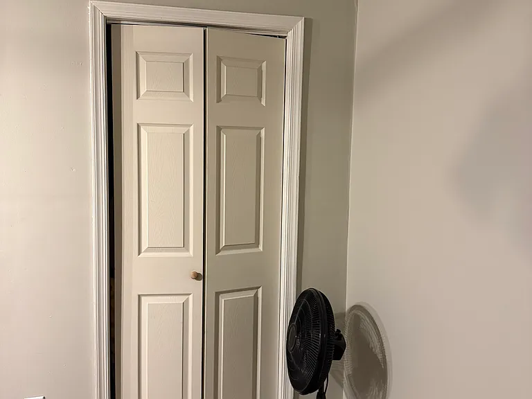 515 Catherine St — Photo 9