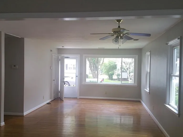 2320 Keller Ave — Photo 8
