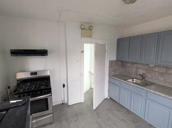 178 High St #2, Wilkes Barre, PA 18702