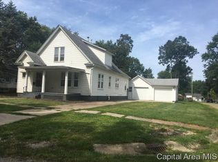 206 N Carlysle Ave, Abingdon, IL 61410