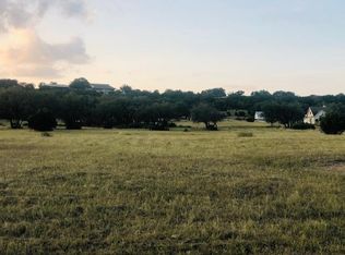 125 Oak Hampton Trl, Ingram, TX 78025