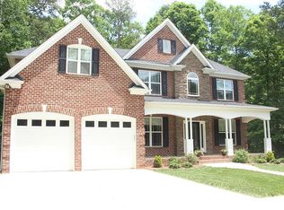 2133 Wedgewood Dr, Matthews, NC 28104