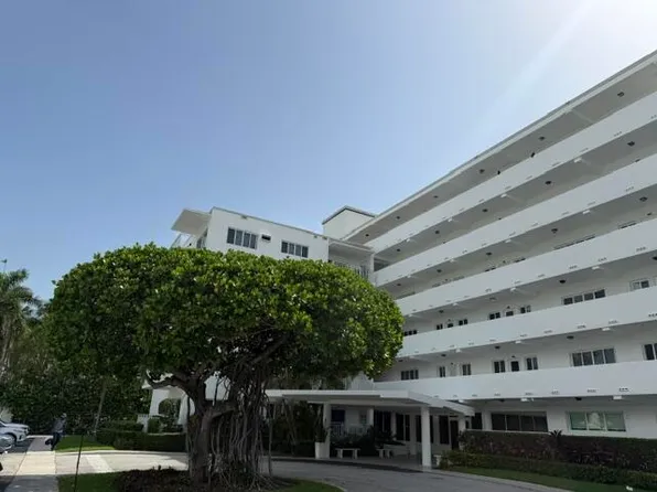 33 Ocean Ave APT 108, Palm Beach Shores, FL 33404