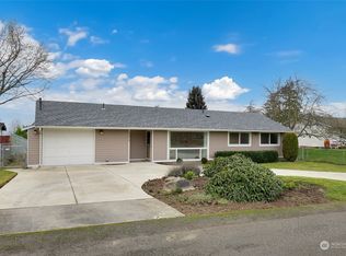 24815 22nd Ave S, Kent, WA 98032