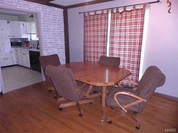 5th image of 1610 Harkee Dr