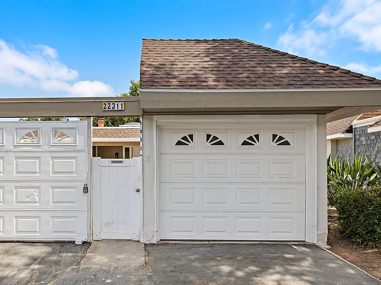 22311 Caminito Arroyo Seco #C — Photo 26