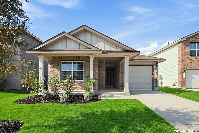 3 bed, 2.0 bath, 1411 sqft, $1,950 — Photo 2
