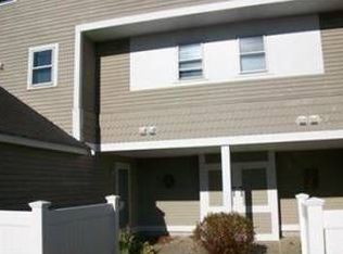 222 White Cliff Dr, Plymouth, MA 02360
