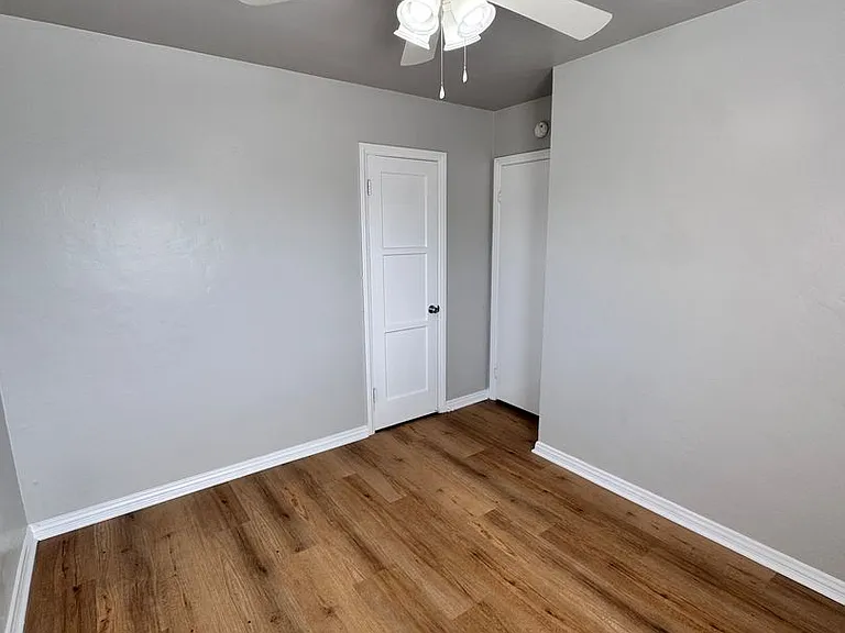 739 E. Willow — Photo 10