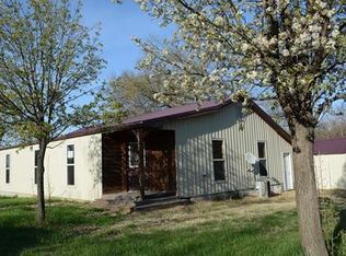 402 N 3rd St, Mound City, KS 66056
