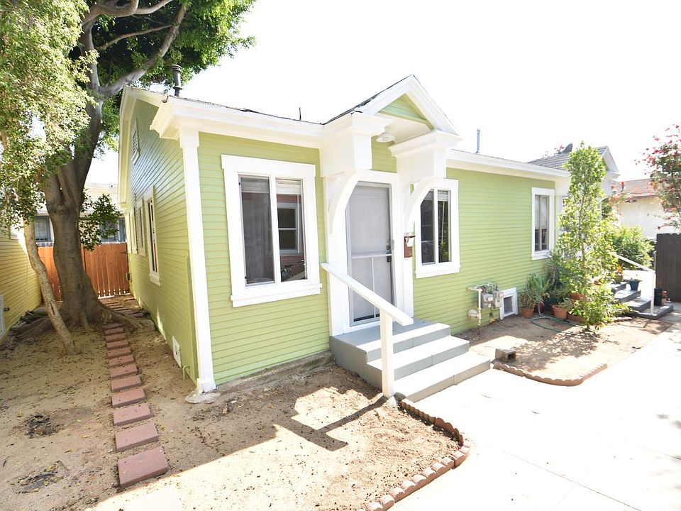 1st image of 1407 N Alexandria Ave #1407