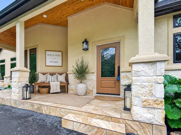 13399 Hill Creek Rd, Montgomery, TX 77356