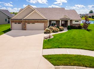 15116 Harrison Lake Cv, Fort Wayne, IN 46814