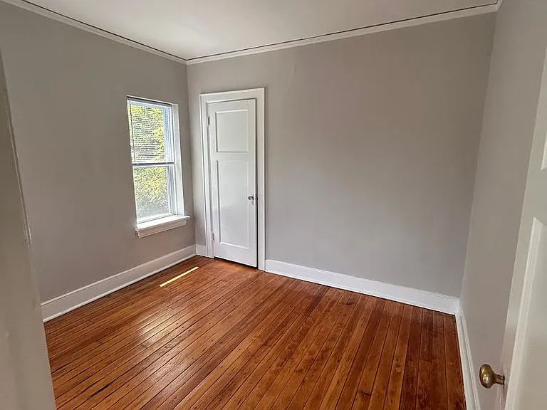 1521 N Franklin Pl — Photo 8