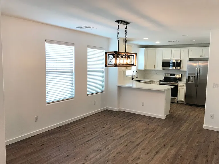 2548 E Megan St — Photo 22