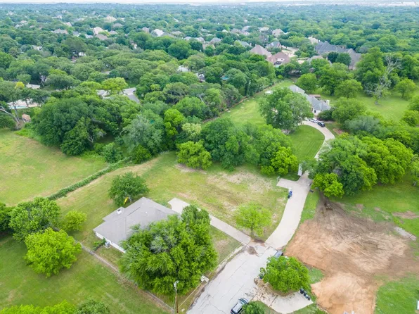 2304 Oak Knoll Ct, Colleyville, TX 76034