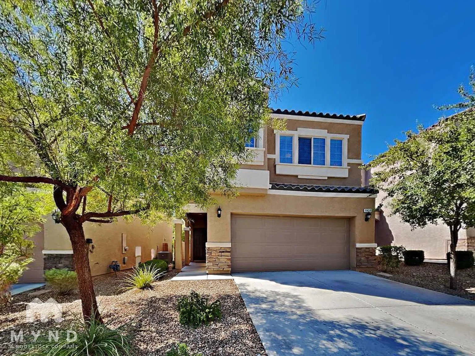 4 bed, 2.5 bath, 2033 sqft, $2,125 — Photo 1