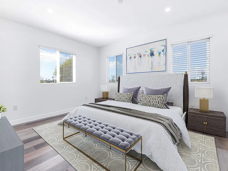 1820 Thurman Ave #1818-1/2 — Photo 17