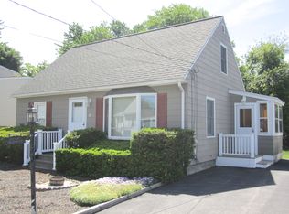 43 Bow St, Manchester, NH 03103