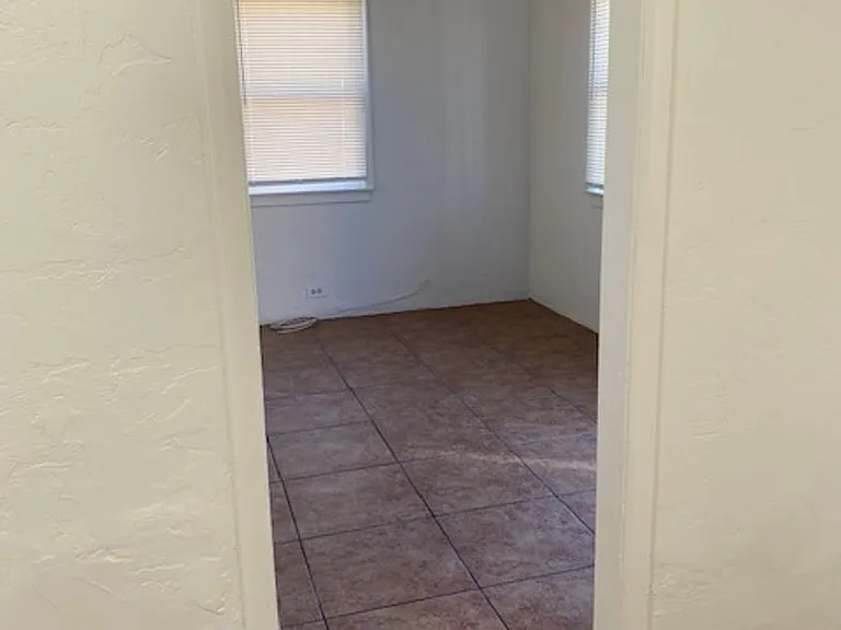 10 W Rillito St — Photo 19