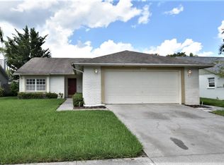 8708 Hampden Dr, Tampa, FL 33626