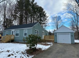 37 High St, Windham, ME 04062