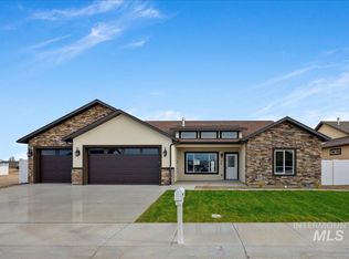 1459 Zephlyn St, Twin Falls, ID 83301