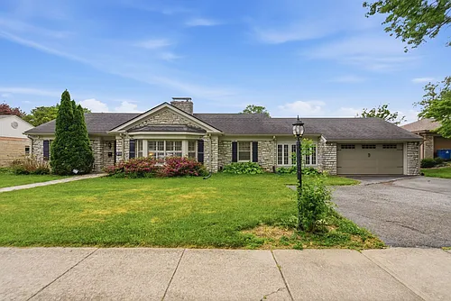 514 Springhill Dr Photo 1