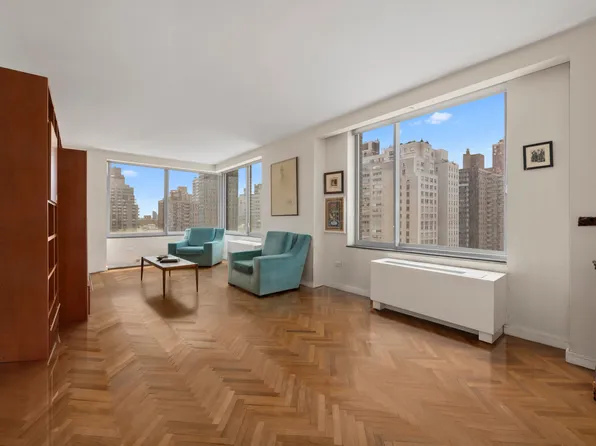 360 East 88th Street image 2 of 13