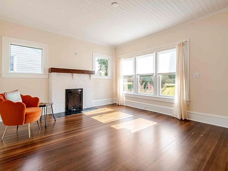 3309 Spector St — Photo 23