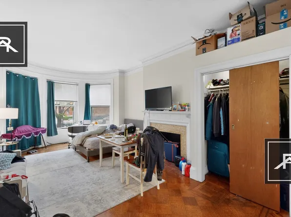 1063 Beacon St, Brookline, MA