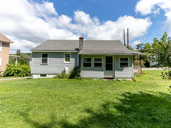 97 Swoope St, Brisbin, PA 16620