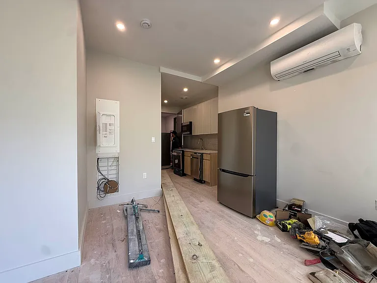 415 Himrod St #1F — Photo 10