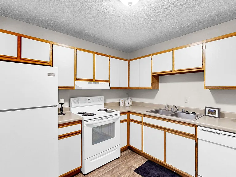 Cinnamon Ridge Apartments — Photo 12