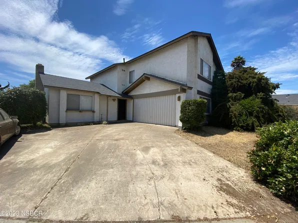 1104 W Robert Ln, Santa Maria, CA 93458
