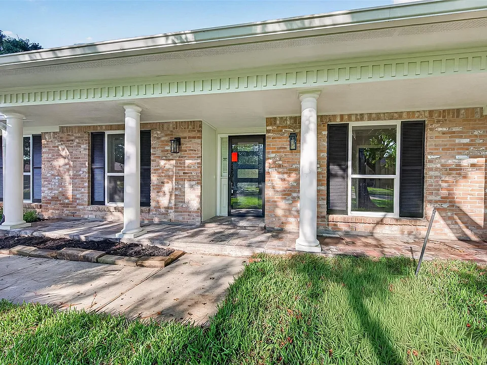1722 Shannon Valley Dr