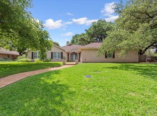 7916 Old McGregor Rd, Woodway, TX 76712