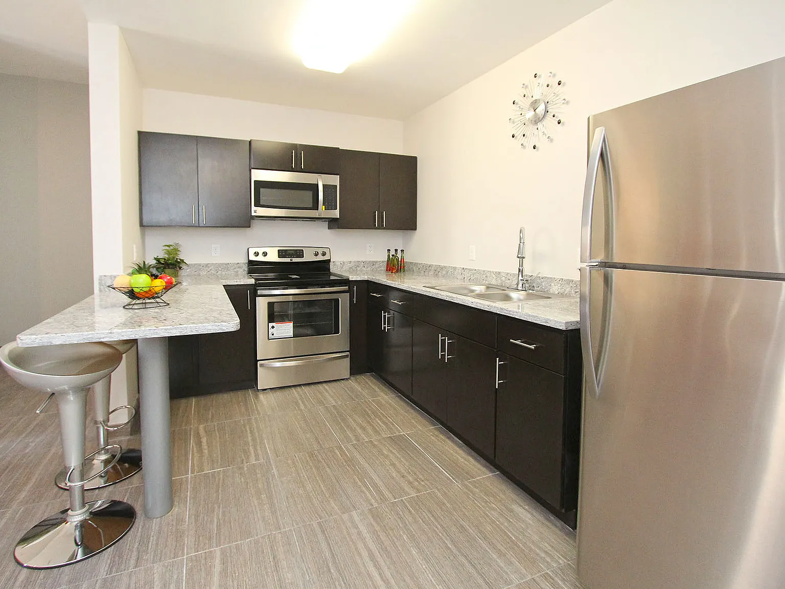 Ciro's Towers - 303W — Photo 3