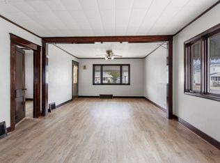 1410 S 19th St, Manitowoc, WI 54220