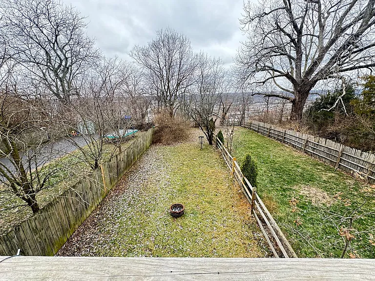 2417 Fairview Ave — Photo 39