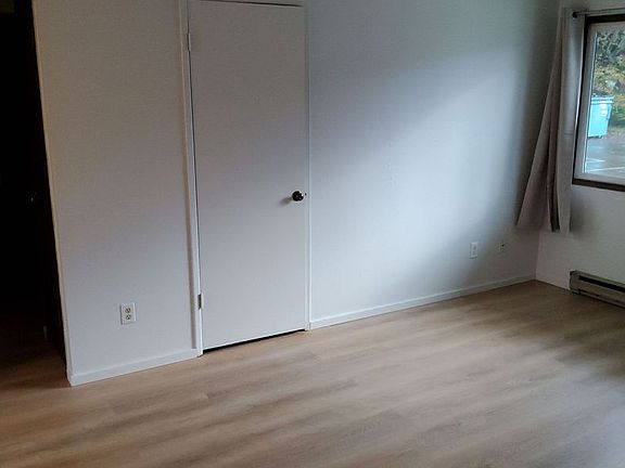 5th image of 1405 E Beacon Ave APT 8