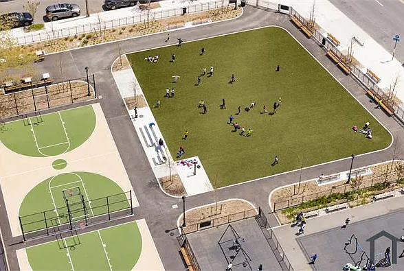 2 bed, $2,045 — Photo 4