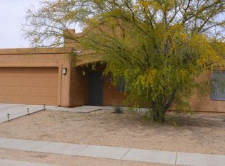9297 N Whipsnake Way, Tucson, AZ 85742