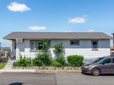 1400 76th St, North Bergen, NJ, 07047