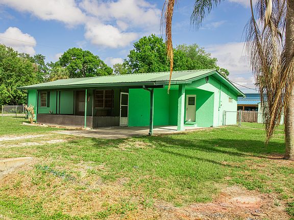 2nd image of 1120 SW 8th Court
