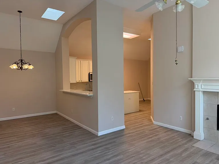 8445 Grand Canyon Dr — Photo 5