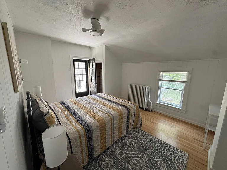 105 W Houghton Ave — Photo 29